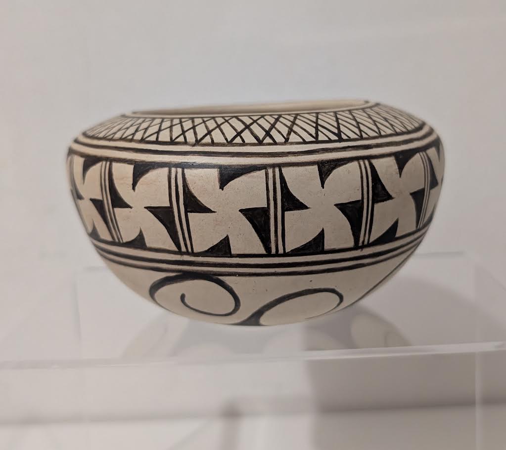 Dee Toosie Hopi Pot, 2026