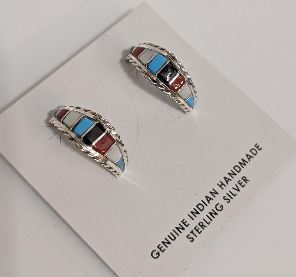 Small Inaly Hoops, Malcolm Chavez