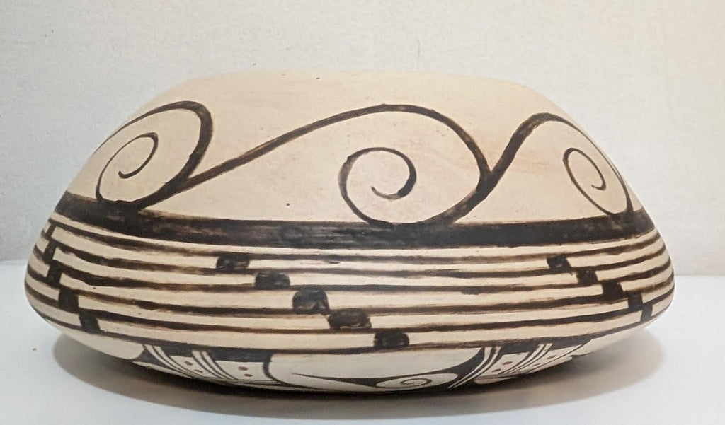 Dee Tootsie Hopi Pot, 2026