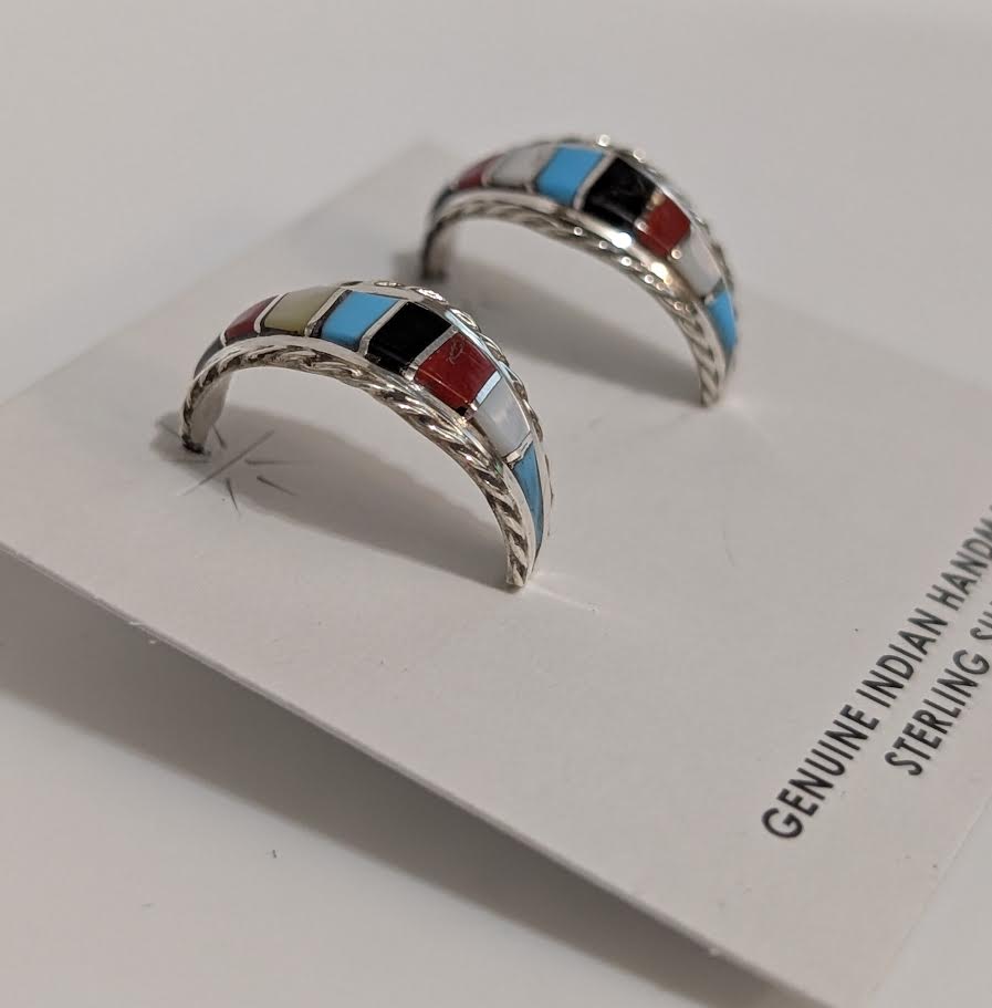 Small Inaly Hoops, Malcolm Chavez