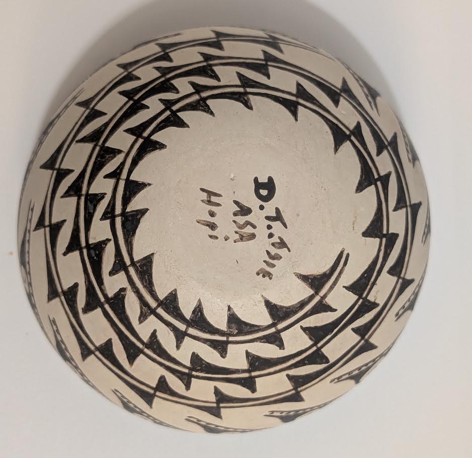 D Tootsie Hopi Pot, 5.25" D
