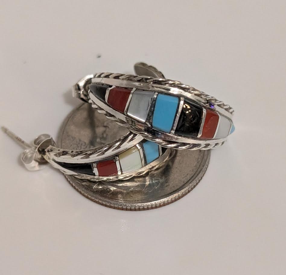 Small Inaly Hoops, Malcolm Chavez