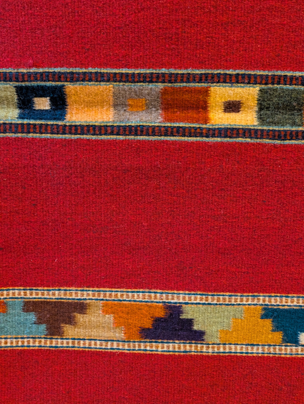 Tony Ruiz, Tipo Peru Rojo, 2.5'x5'