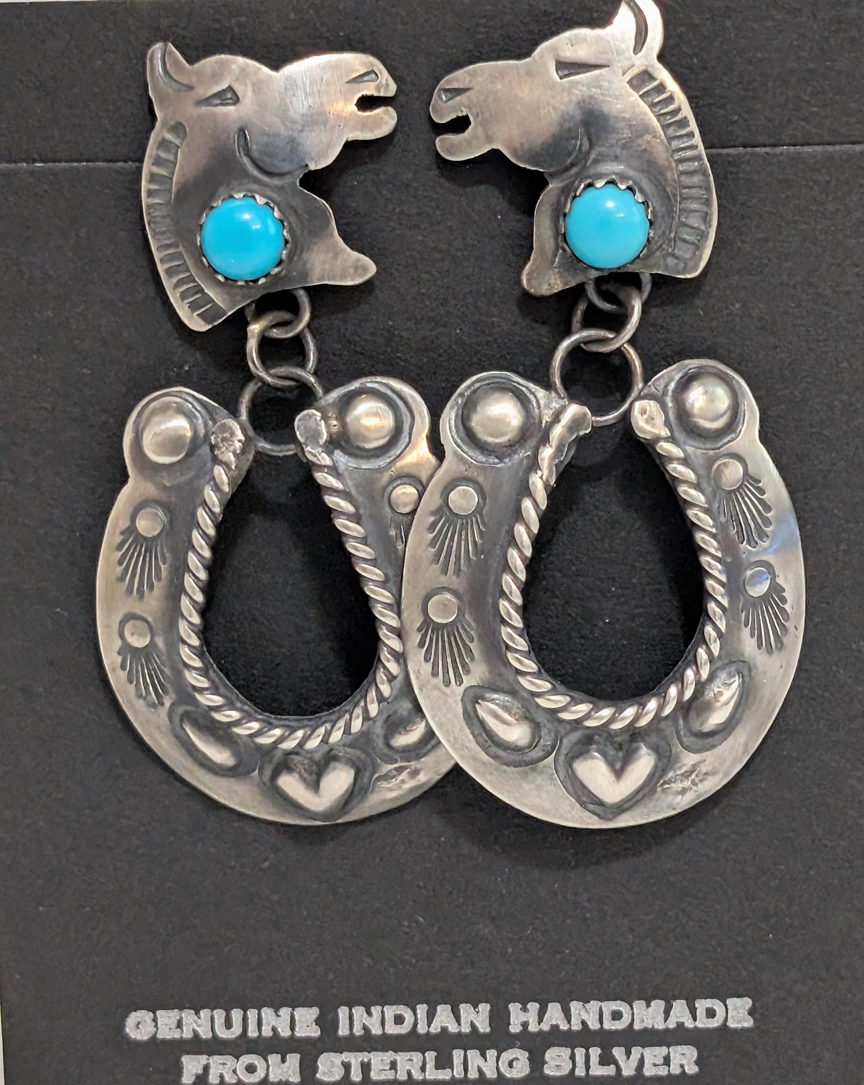 Horse Head Earrings w Horseshoe