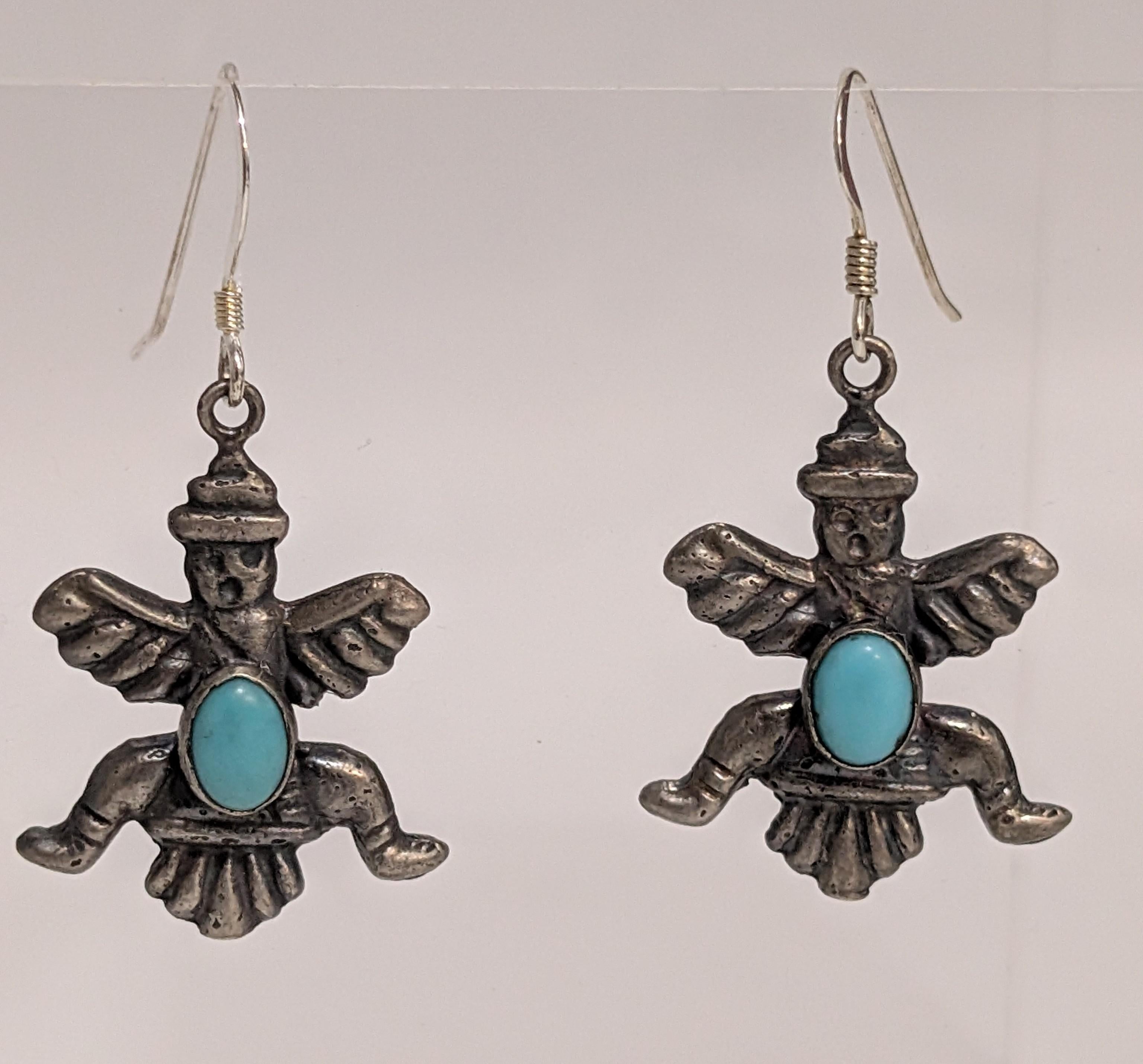 Kachina figures w Turq center